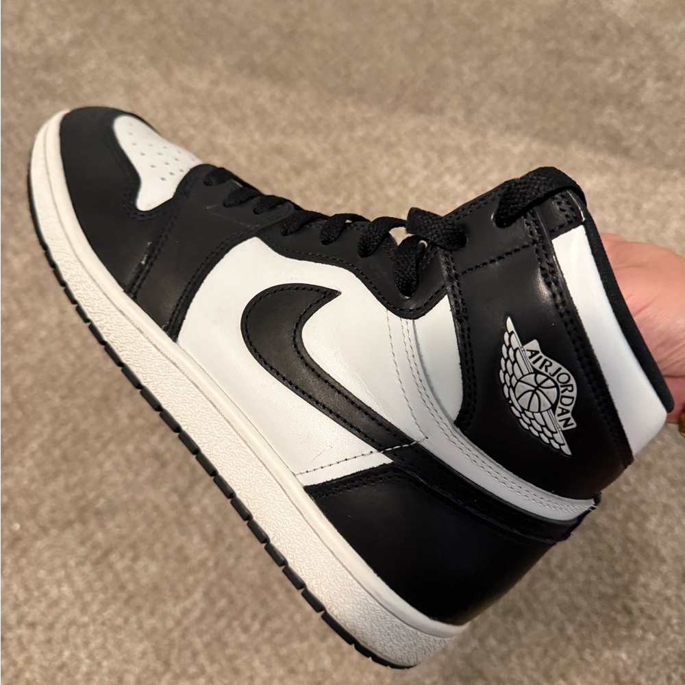 Air Jordan 1 Retro High “85 OG” Black White Size 10 - Picture 3 of 7